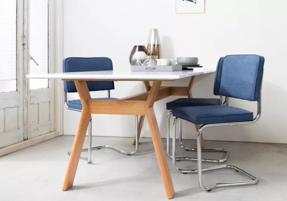 high on wood tafel  zuiver