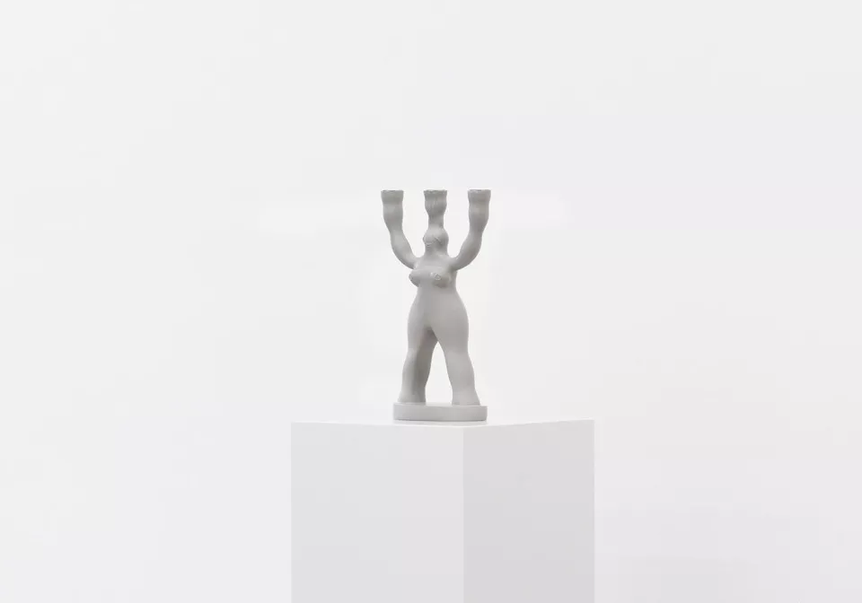 243919 NormannxBrask Manikhin 3armed Candlestick Grey 06