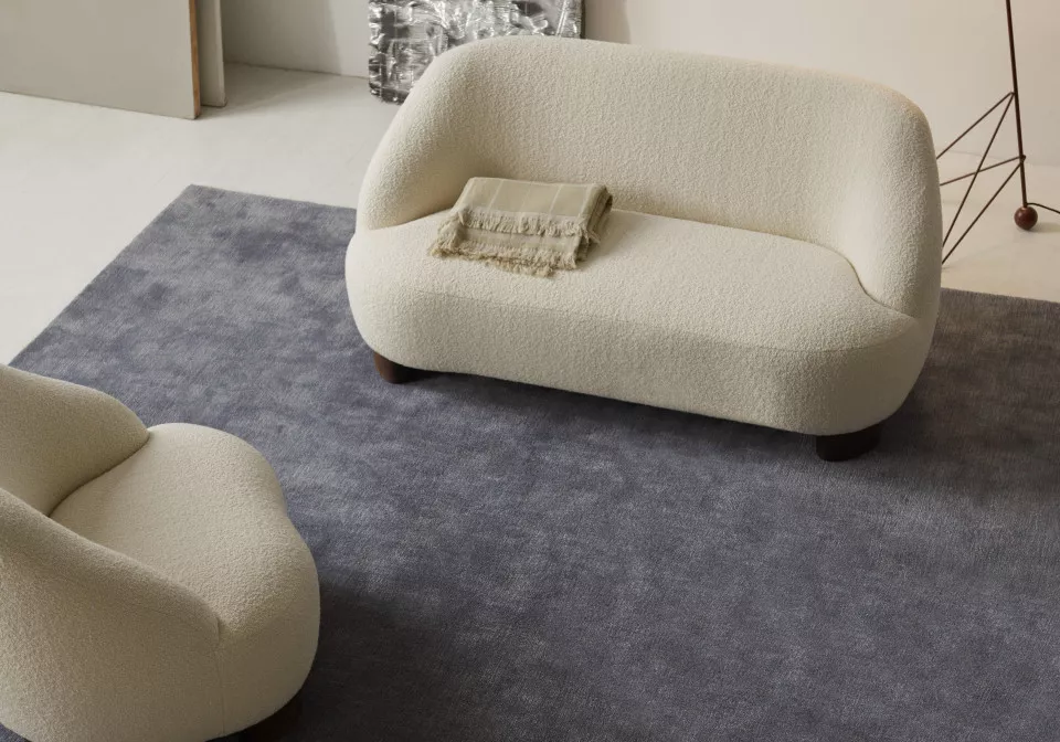De Margas bank en fauteuil