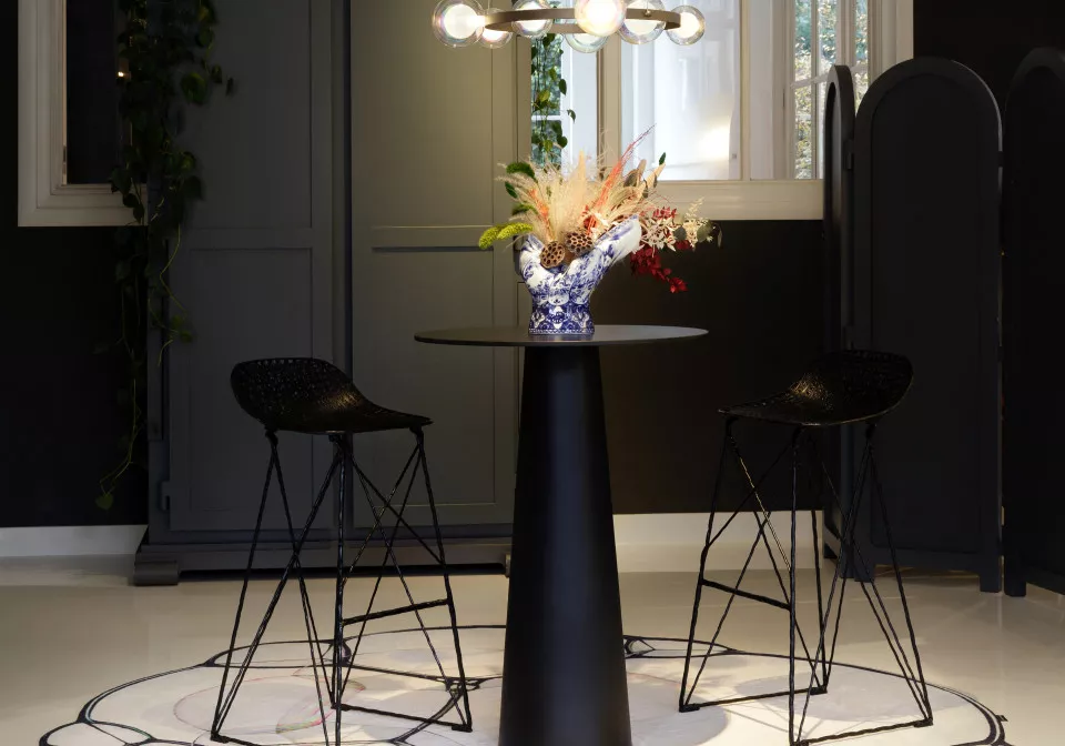 Moooi Container Bar Table Classic