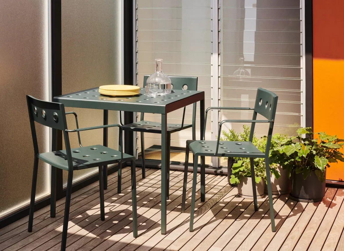 Balcony Table dark forest Balcony Armchair dark forest Enamel Dinner Plate dust light yellow Plant Pot with Saucer XXL black