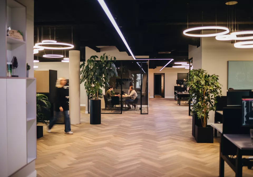 cube kantoorinrichting