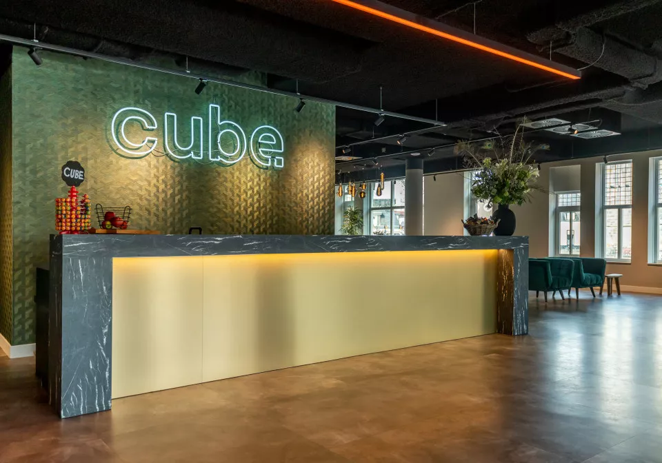 CUBE social media res. 9310