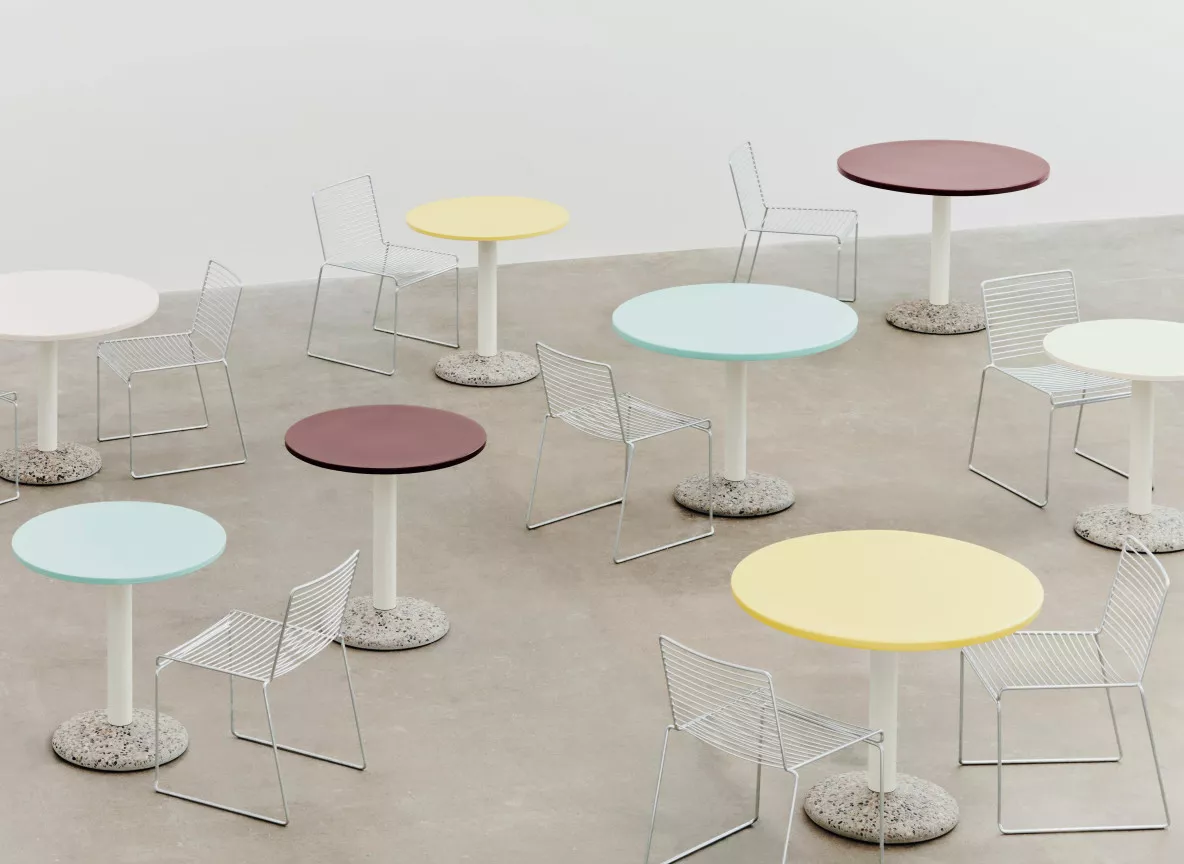 Ceramic Table family Hee Dining hot galvanised 1
