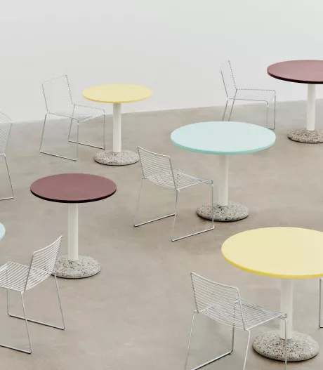 Ceramic Table family Hee Dining hot galvanised 1