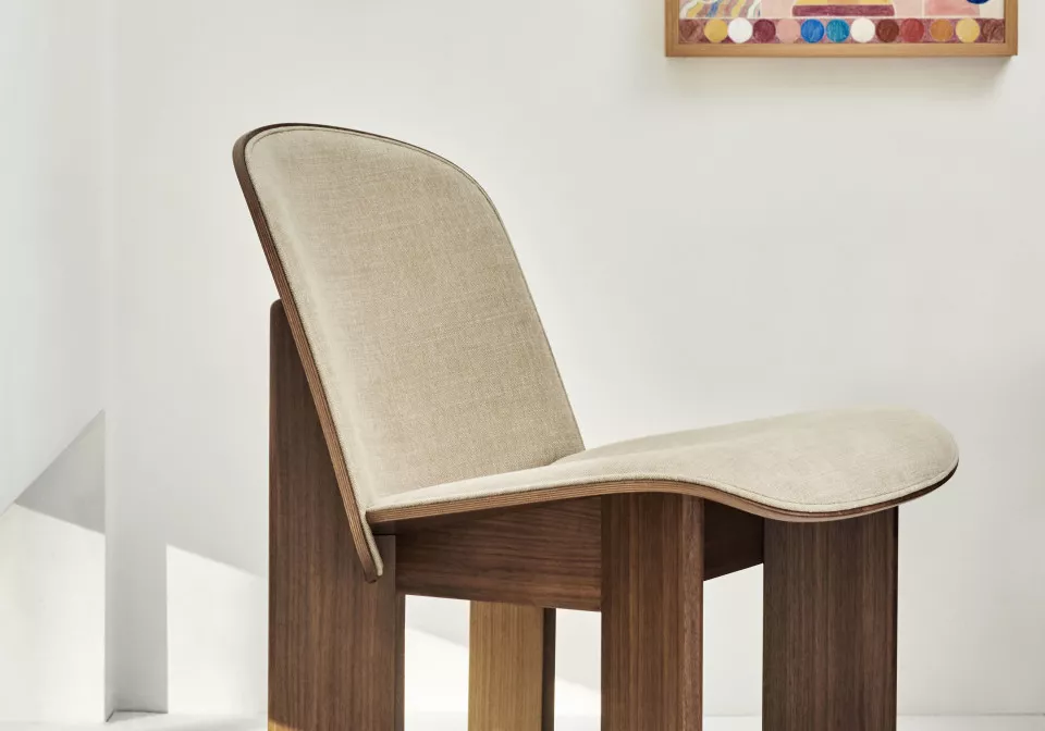 Chisel Lounge Chair front uph Linara 216 wb lacquered walnut min