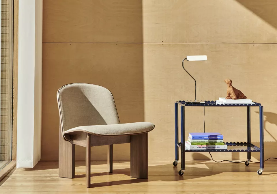Chisel Lounge Chair front uph Linara 216 wb lacquered walnut Arcs Trolley Low steel blue Apex Table Lamp iron oyster white min