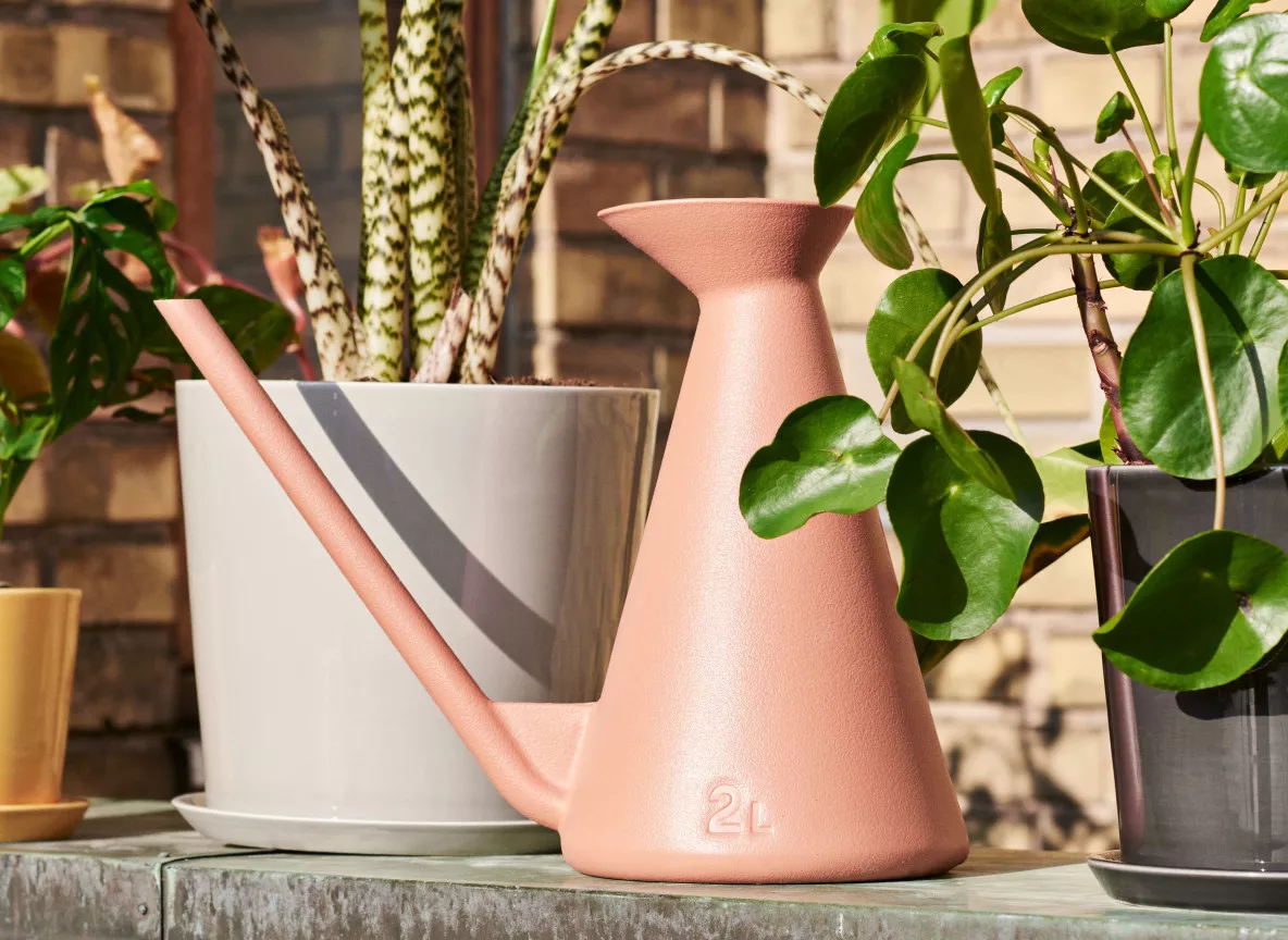 Botanical Family Watering Can terracotta 01 1