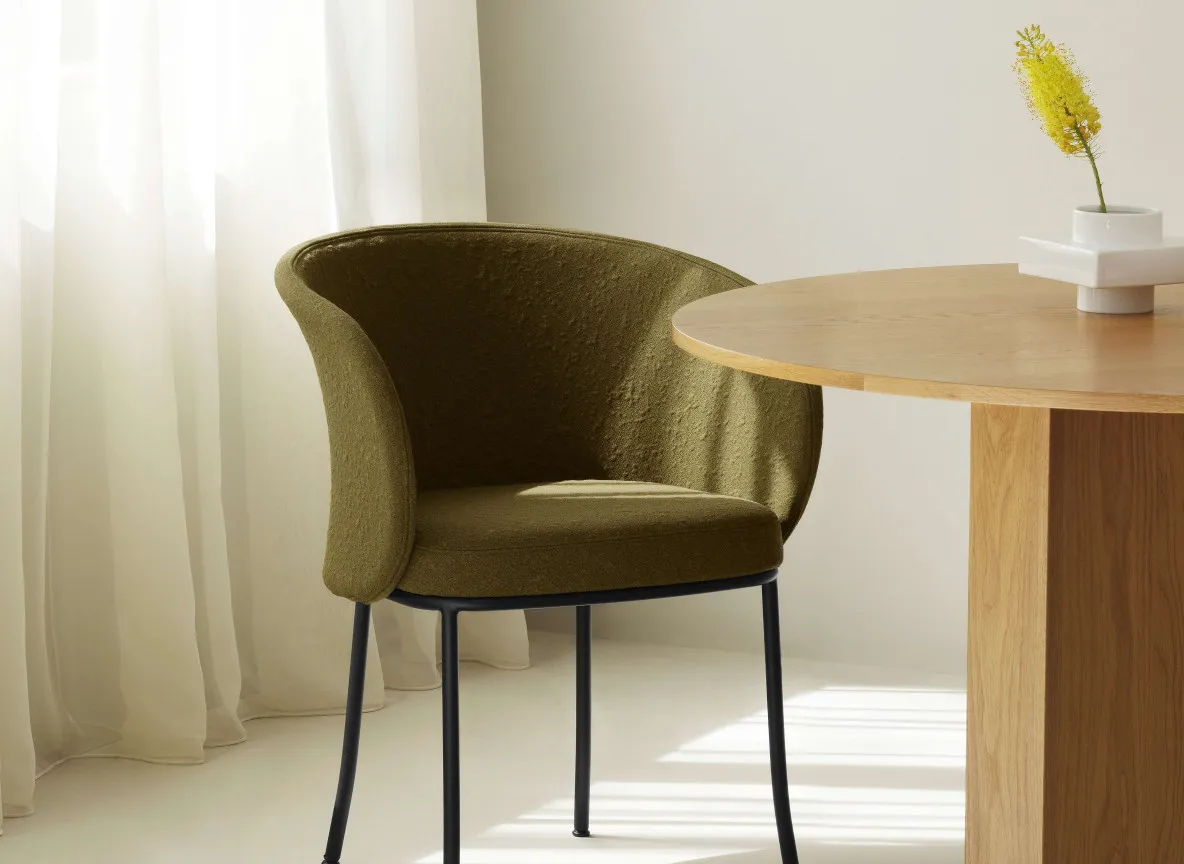 2025 Knit Armchair Olive 02 v2
