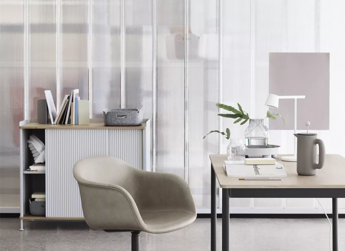 Fiber Armchair Swivel Base Lifestyle Image 150
