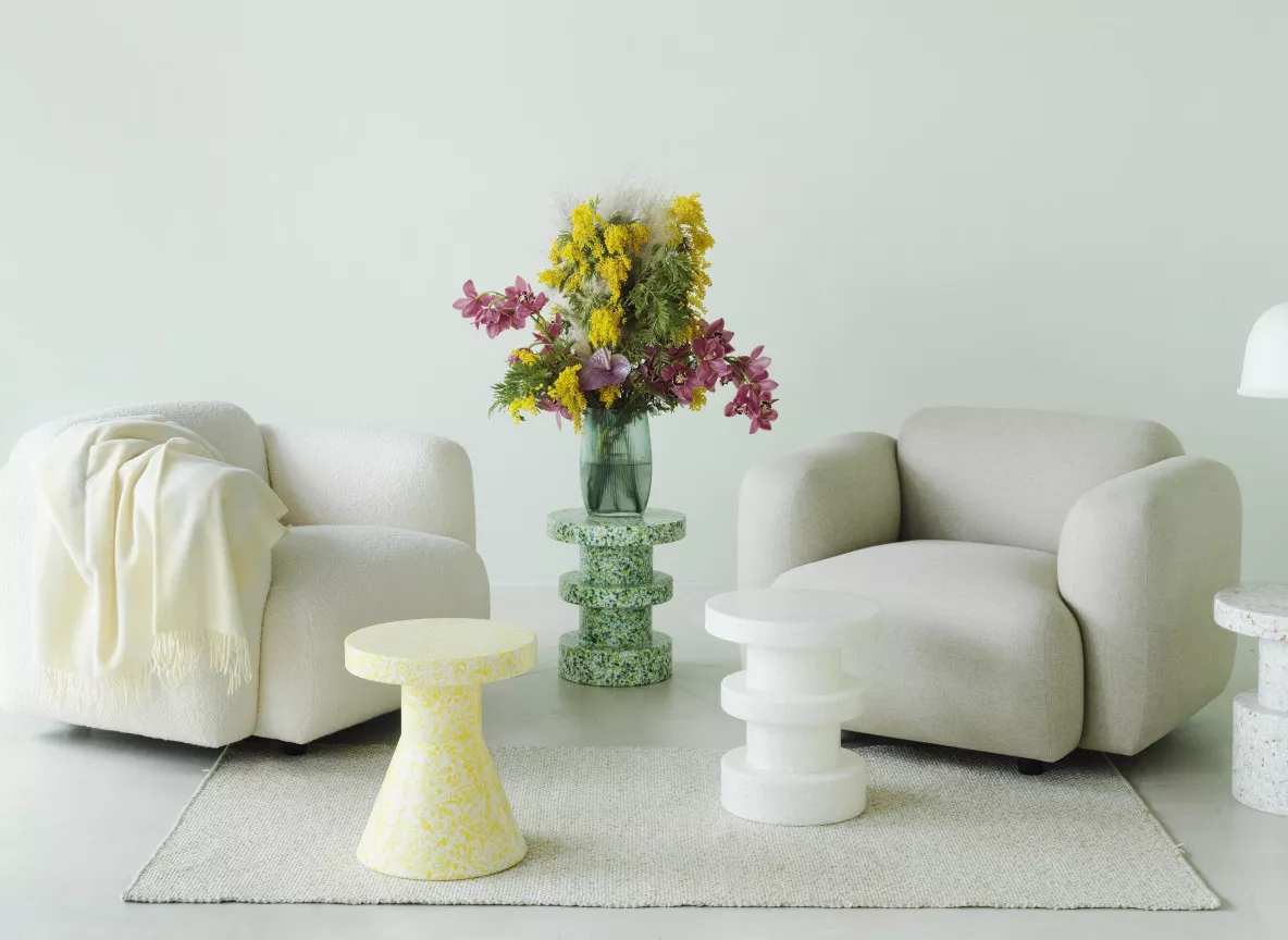 2022 Bit Stool Group Swell Local Lamp White 01 min v3