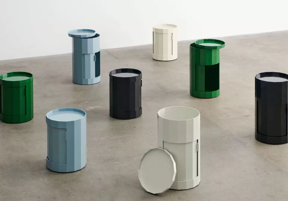 Facet Cabinet family 05