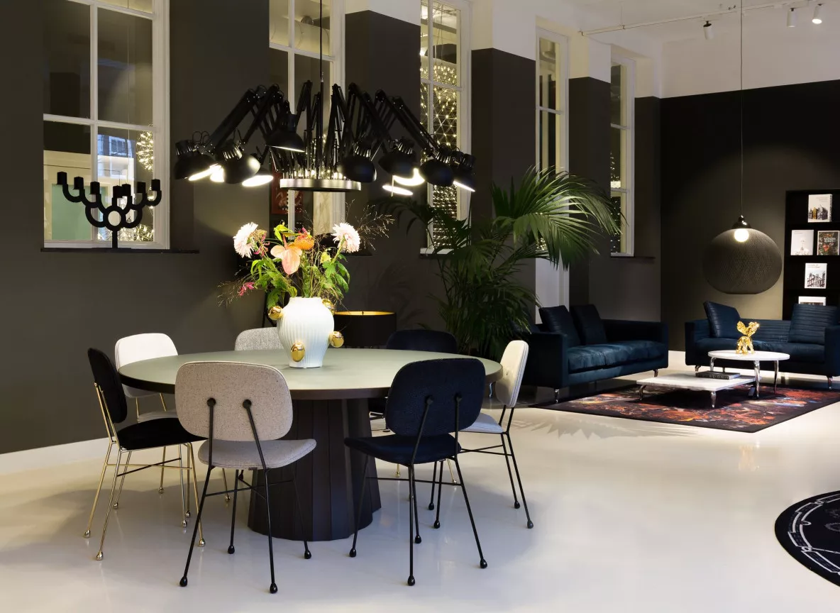 Moooi Showroom Brandstore 2018 V2
