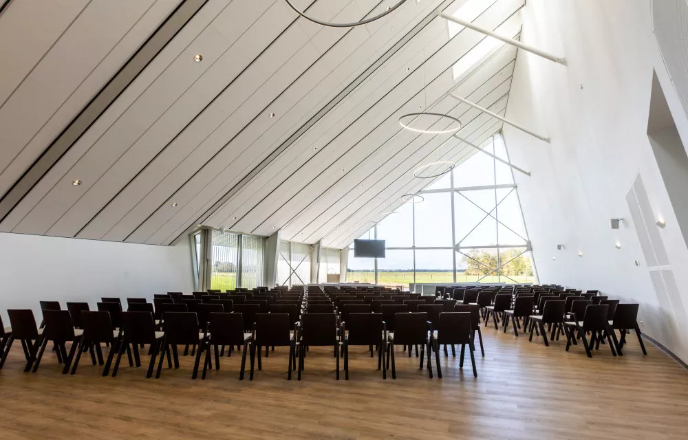 Crematorium Uitvaartcentrum Alkmaar case zaal Kato Projecten