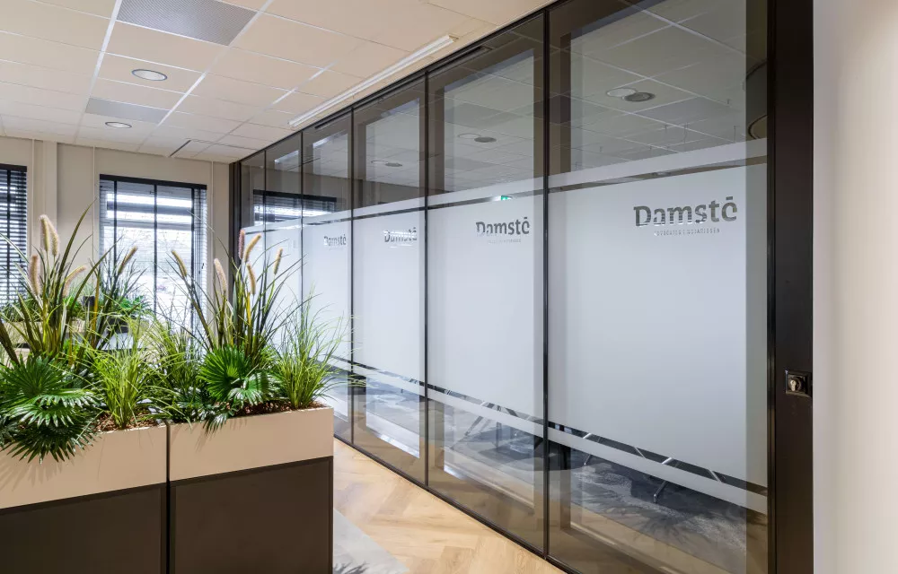 JTT DAMSTE 00032