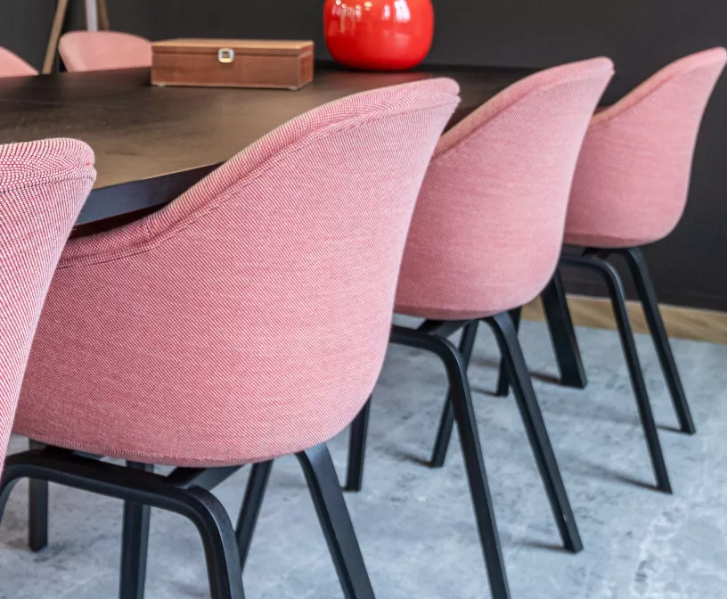 Inaday Enschede case stoelen Kato Projecten