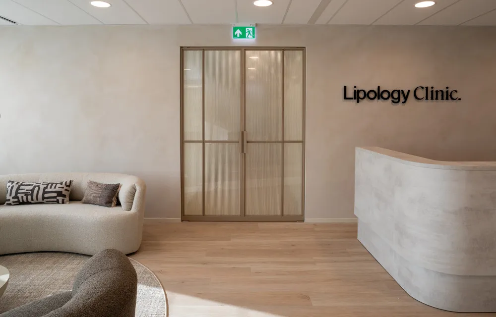 LR 20251107 LipologyClinic 0610 1