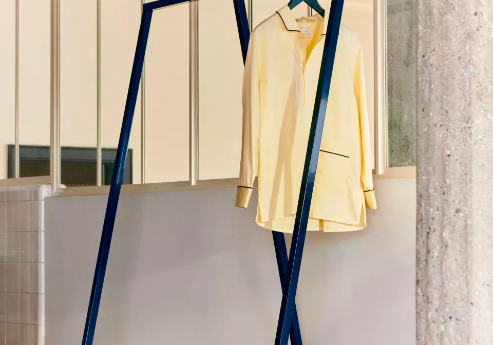 Loop Stand Wardrobe deep blue powder coated steel Outline Pyjama LS Shirt soft yellow