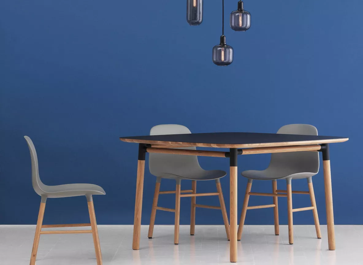 Normann copenhagen form table