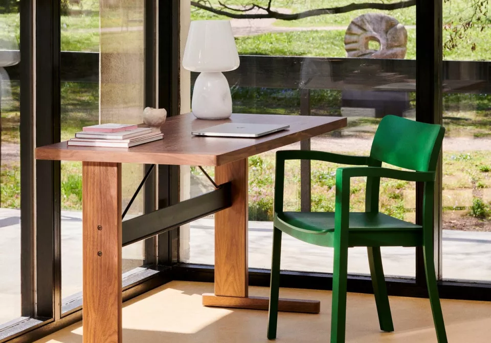 Passerelle Table Desk wb lacquered walnut ink black crossbar Pastis Armchair pine green wb lacquered ash Apollo Table Lamp Shade