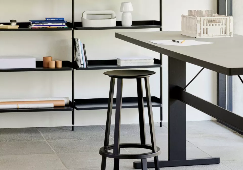 Pier System 103 PS black powder coated steel black anodised profiles Passerelle Table grey linoleum tabletop ink black edge legs and crossbar