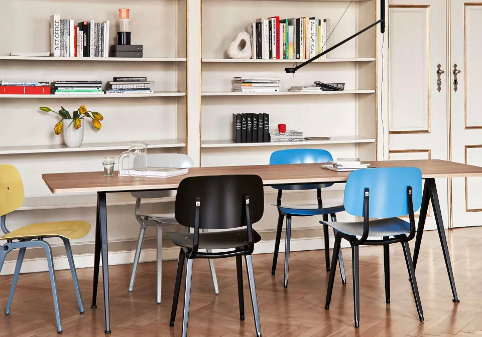 Revolt biscotti seat and back ocean steel Revolt azure seat and back black steel Pyramid Table 02 matt lacquer oak black base