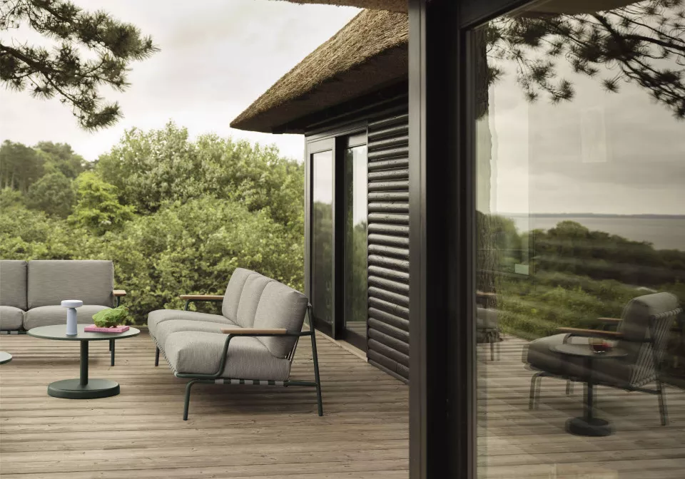 Settle sofa 2 3 seater ribbed weave 2 dark green linear steel coffee table dark green ease portable muuto org 150