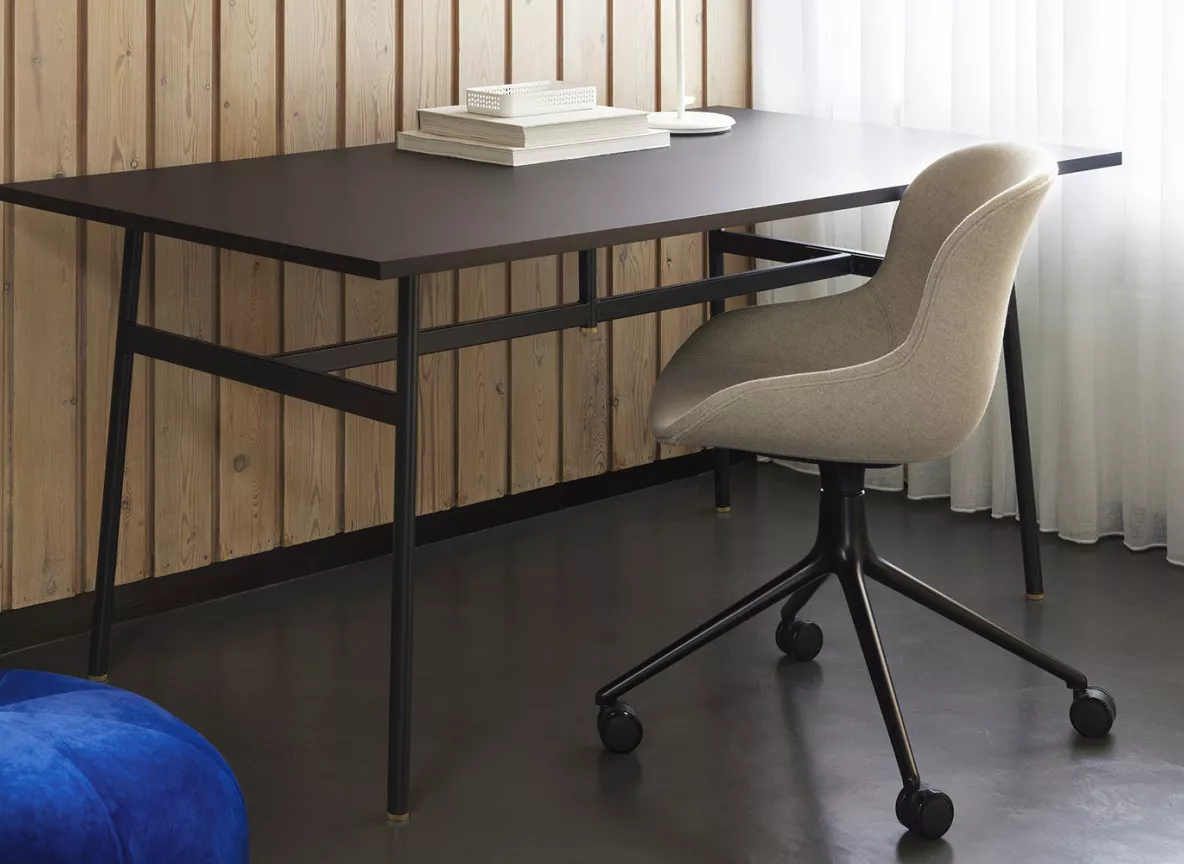 2021 Hyg Chair 4W Full uph Black Aluminum Union Table Black 2 copy