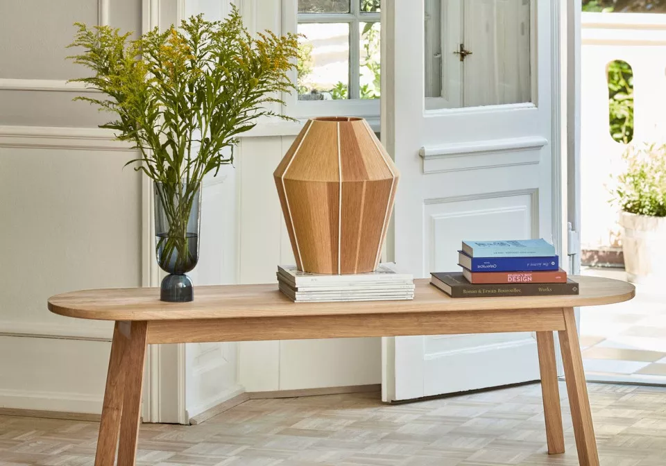 Triangle Legs Bench oak Bonbon Shade 320 yellow melange Bottoms Up Vase navy blue