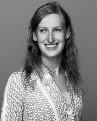 Danielle van Coeverden zwart wit