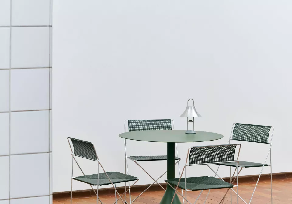 X Line Chair autumn green powder coated seat back and galvanised base Palissade Cone Table dia90xH74 olive Mousqueton Portable brushed stainless steel