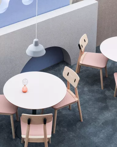 De Vorm Clip Chair bs setting 31
