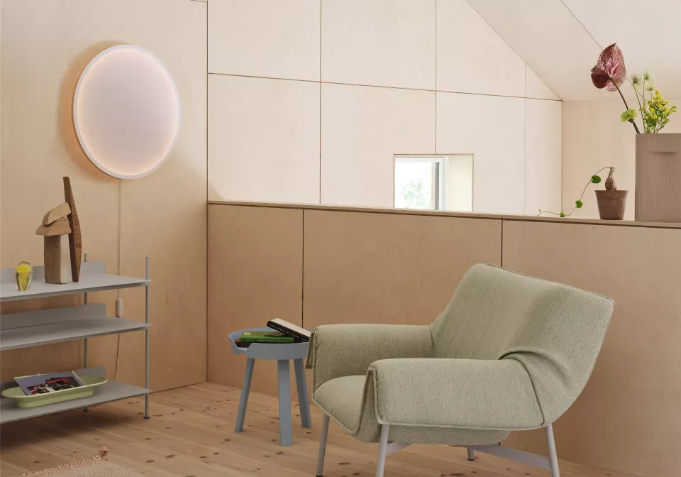 calm wall lamp 68 orange wrap lounge chair ecriture 910 ply rug light rose compile config 2 around mere bowl light green muuto org 150