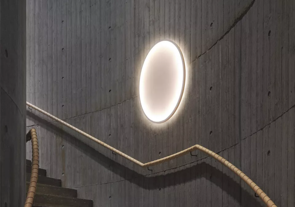 calm wall lamp 90 cm orange muuto org 150 v2