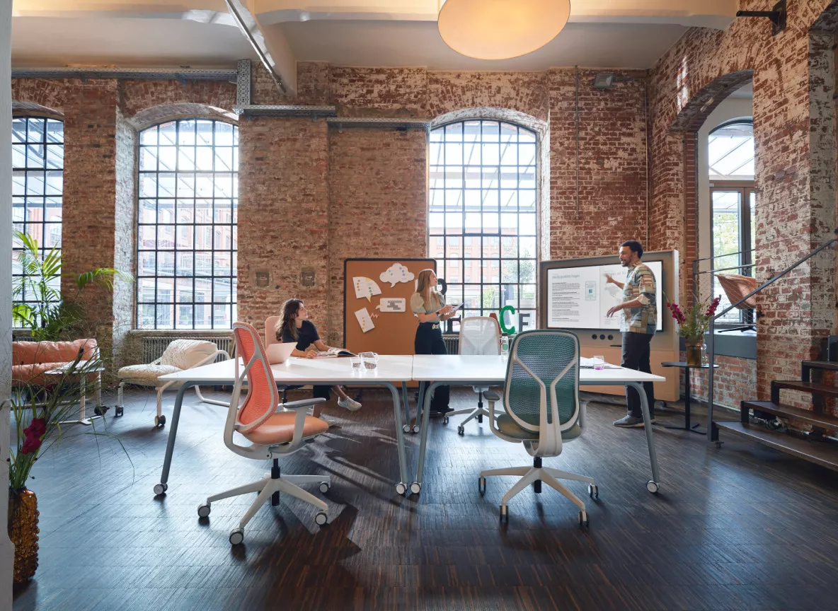 Se kit se lab meet desk  se lab sofa 2